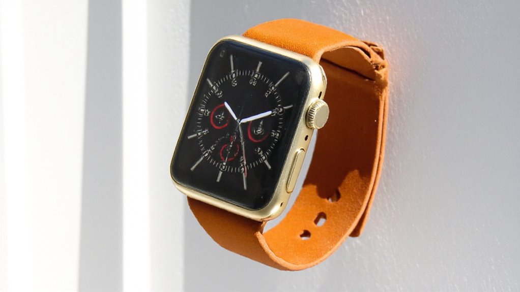 złote modele zegarków Apple