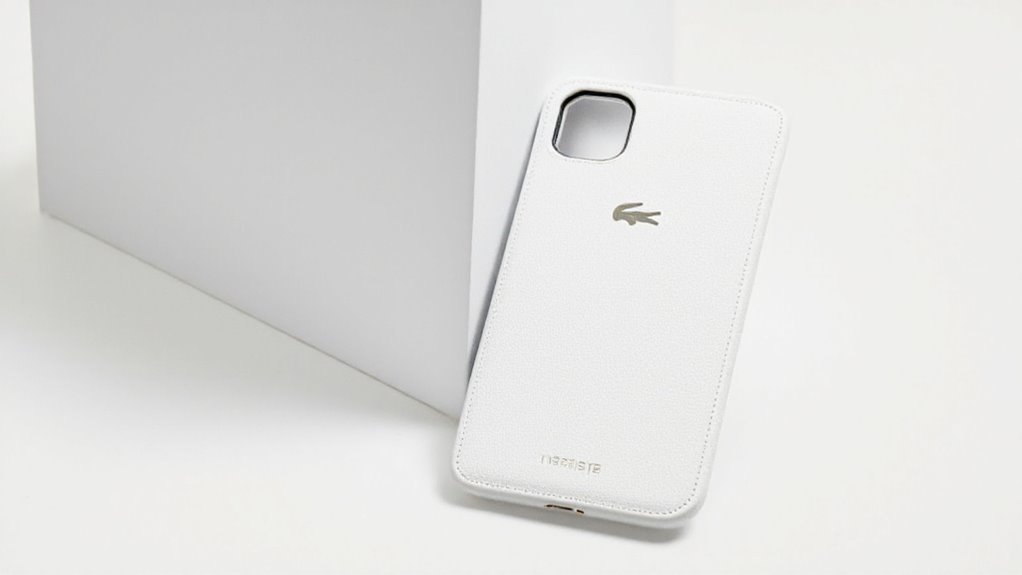 stylowe etui na iPhone Lacoste