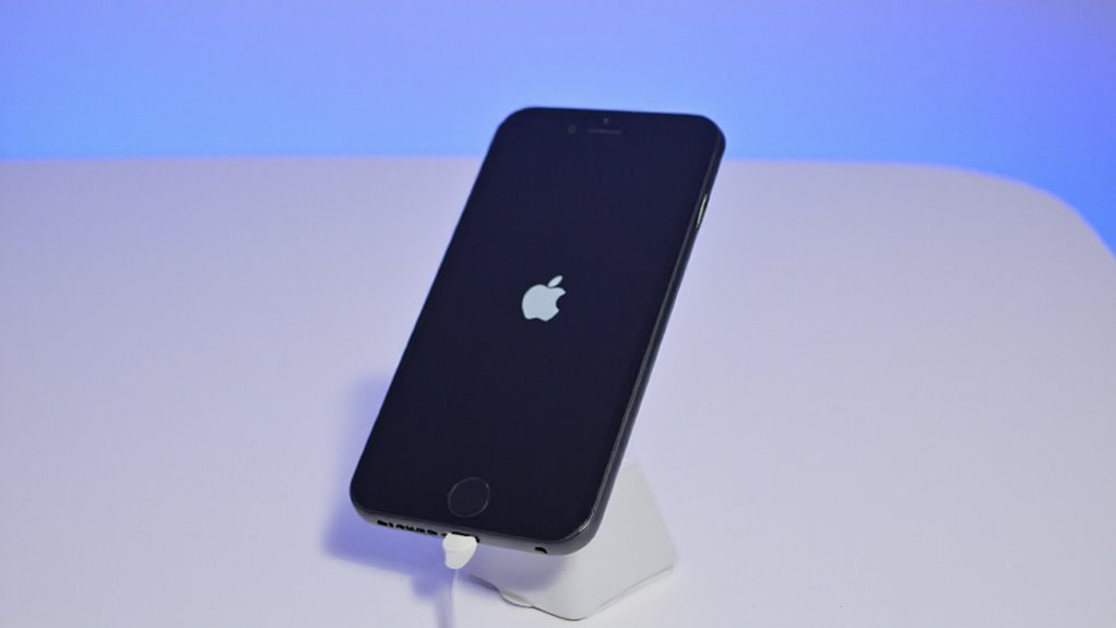 aktualizuj iOS na iPhonie